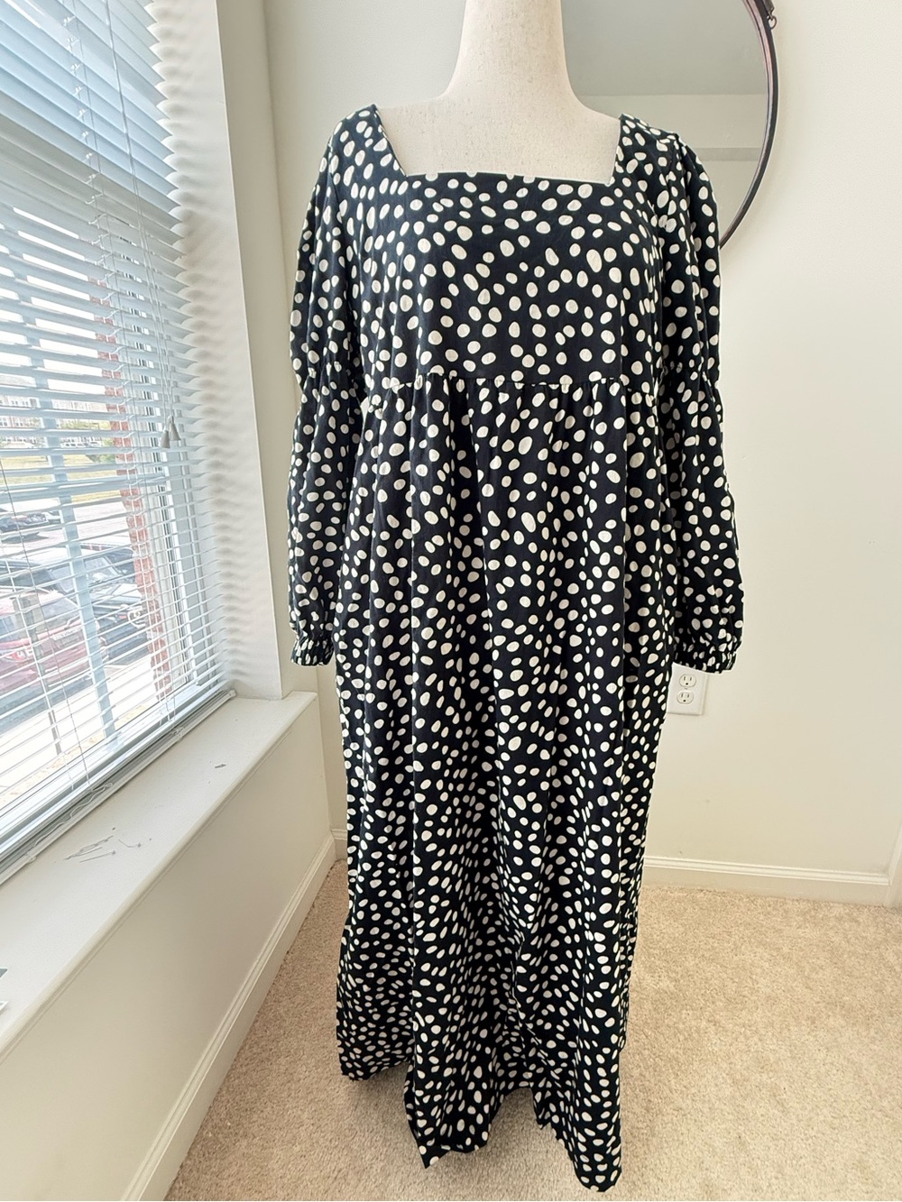 Who What Wear Black and White Polka Dot Long Sleeve Dress
